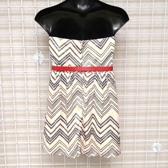 Teese Me Chevron Print Strapless Dress with Belt size 13 - Picture 5 of 8